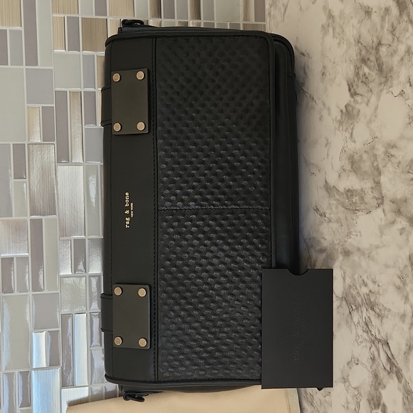 🐈⬛️Rag and Bone Pilot Clutch - Picture 3 of 16